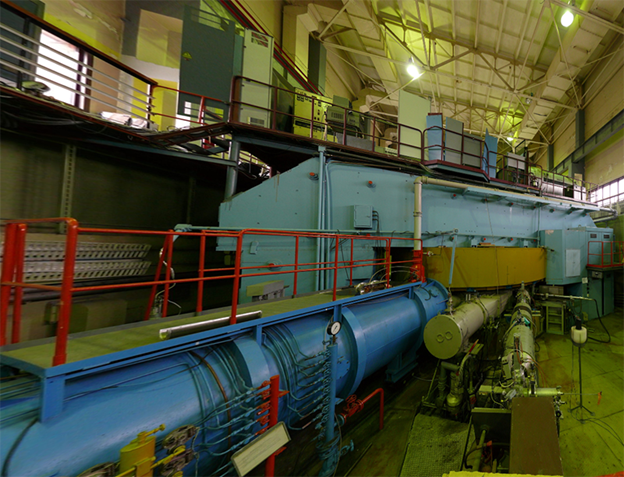 Ускоритель У-400 Лаборатории ядерных реакций им. Г.Н. Флерова ОИЯИ (Дубна)
