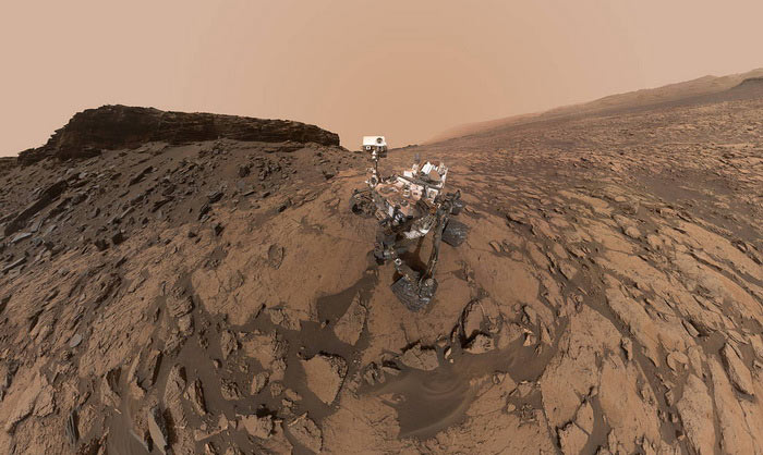   Curiosity     (Mount Sharp). (: NASA / JPL-Caltech / MSSS.)