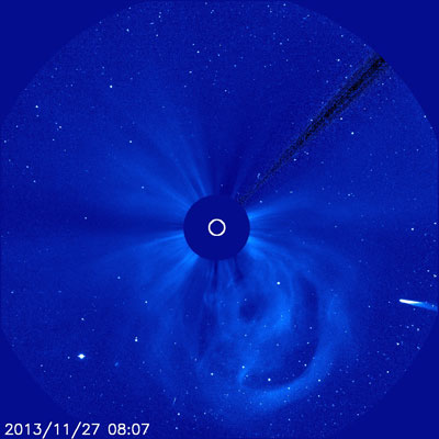 ISON при подлете к Солнцу 27.11.2013 (NASA/SOHO).