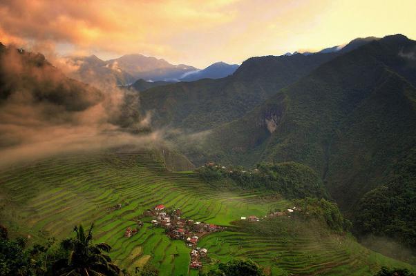 Рисовые террасы народа ифугао иногда называют «восьмым чудом света». (Фото: Terryl Eugenio Photography / Flickr.com)&nbsp;