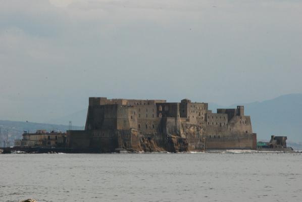Крепость Кастель-дель-Ово. (Фото: Antonio Manfredonio / Flickr.com)&nbsp;