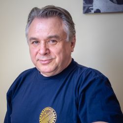 «Земля Ларина» – это гадание на земной коре»