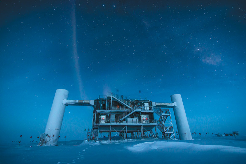 Космические нейтрино высоких энергий рождаются квазарами