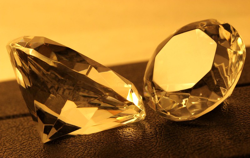Кот учёный об искусственных алмазах