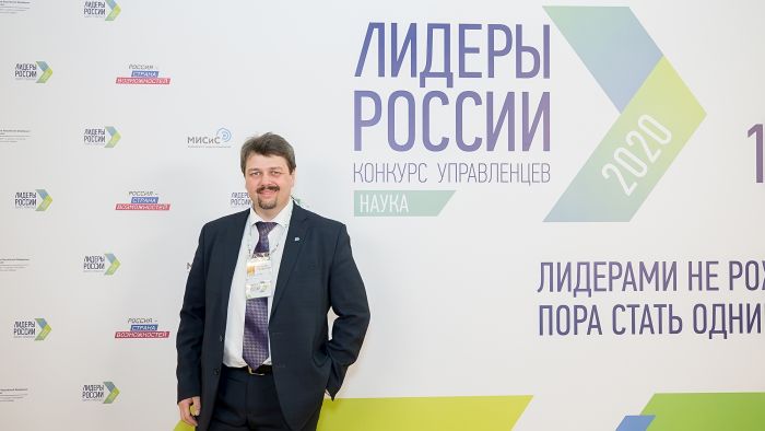 Парфёнов_s.jpg Парфёнов_s.jpg